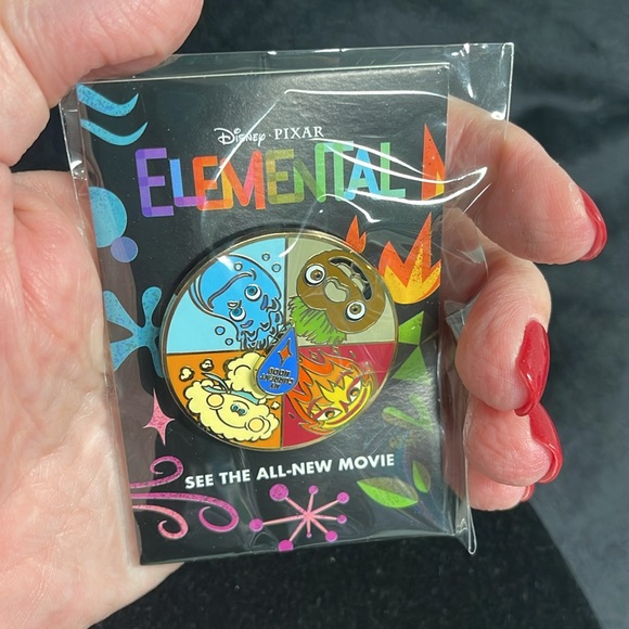 BNIP DISNEY PIXAR “ELEMENTAL” DMI ENAMEL SPINNER PIN/BROOCH 2023 COLLECTIBLE - Picture 7 of 9